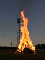 Sonnwendfeuer 2017 der Freiwilligen Feuerwehr Neudorf