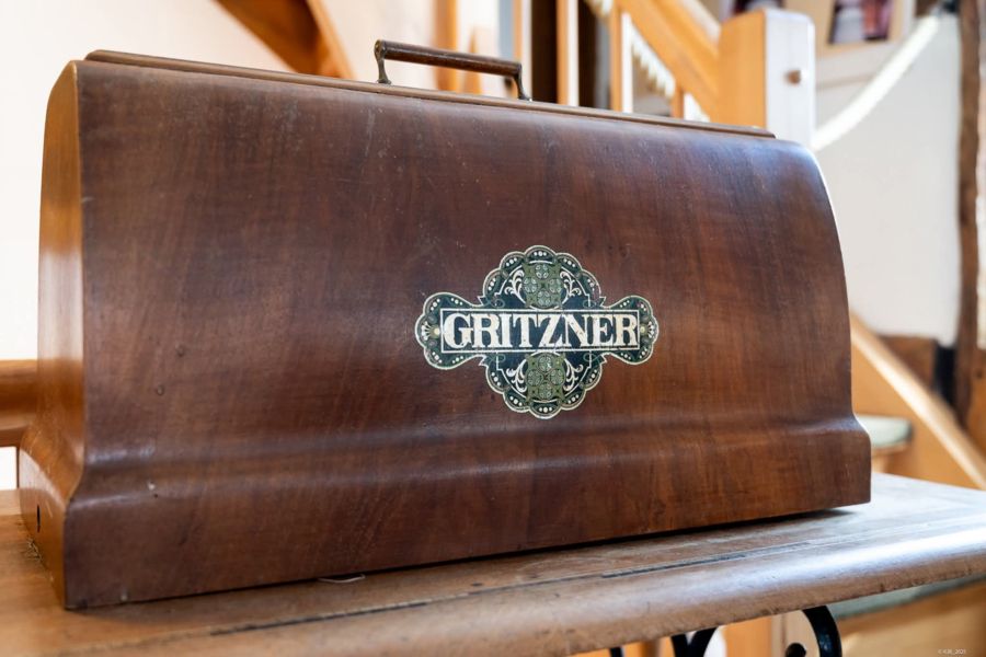 Gritzner-Nähmaschine geschlossen