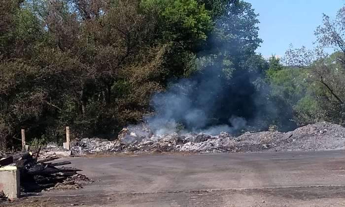 Grossbrand beim Weidenhof: Nach zwei Tagen immer noch Rauchentwicklung