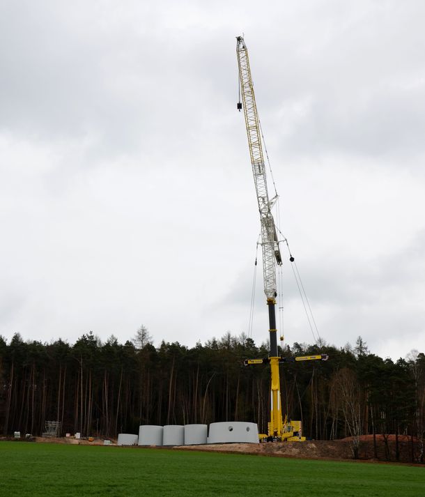 Die Baustelle von WEA5 von Westen gesehen