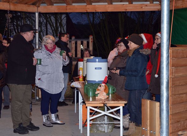 Nikolausfeier 2013 auf dem neuen Dorfplatz